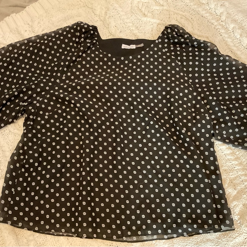 Calvin Klein 2X black with white dots 3/4 sleeve top lined blouse.